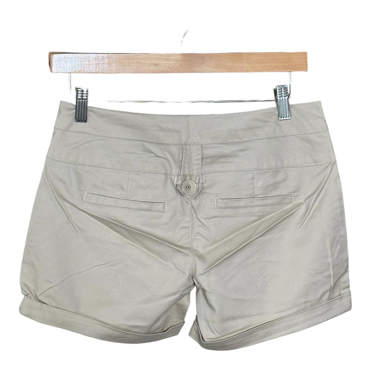 Copper Key Womens Khaki Chino Shorts Multi Button Front Cuffed Tan Beige NWT 9