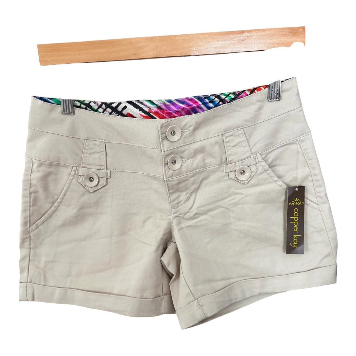 Copper Key Khaki Chino Shorts Tan Multi Button Stretch Cuffed Women Size 11 NWT