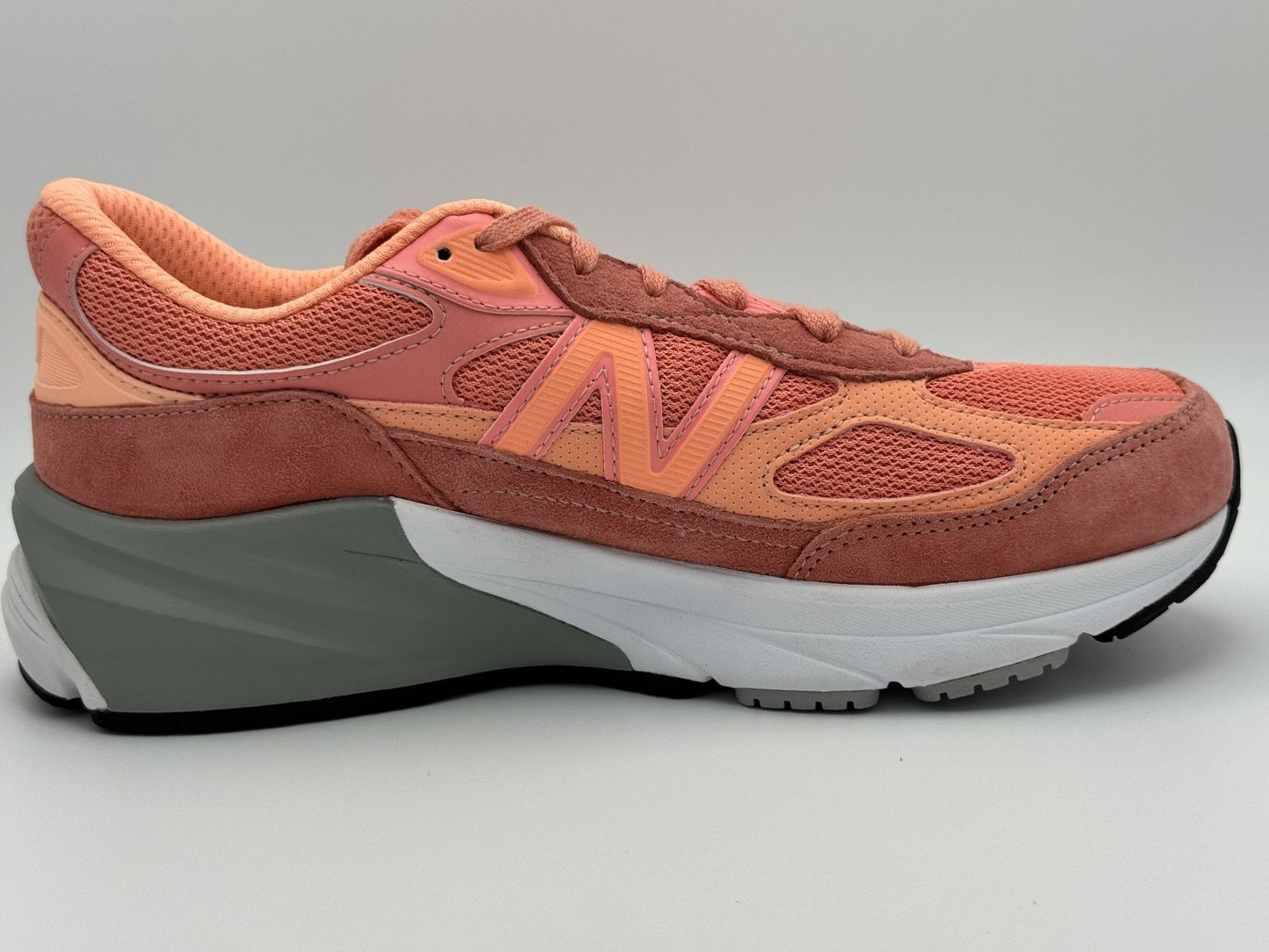 Size 7 - New Balance 990v6 Orange Purple