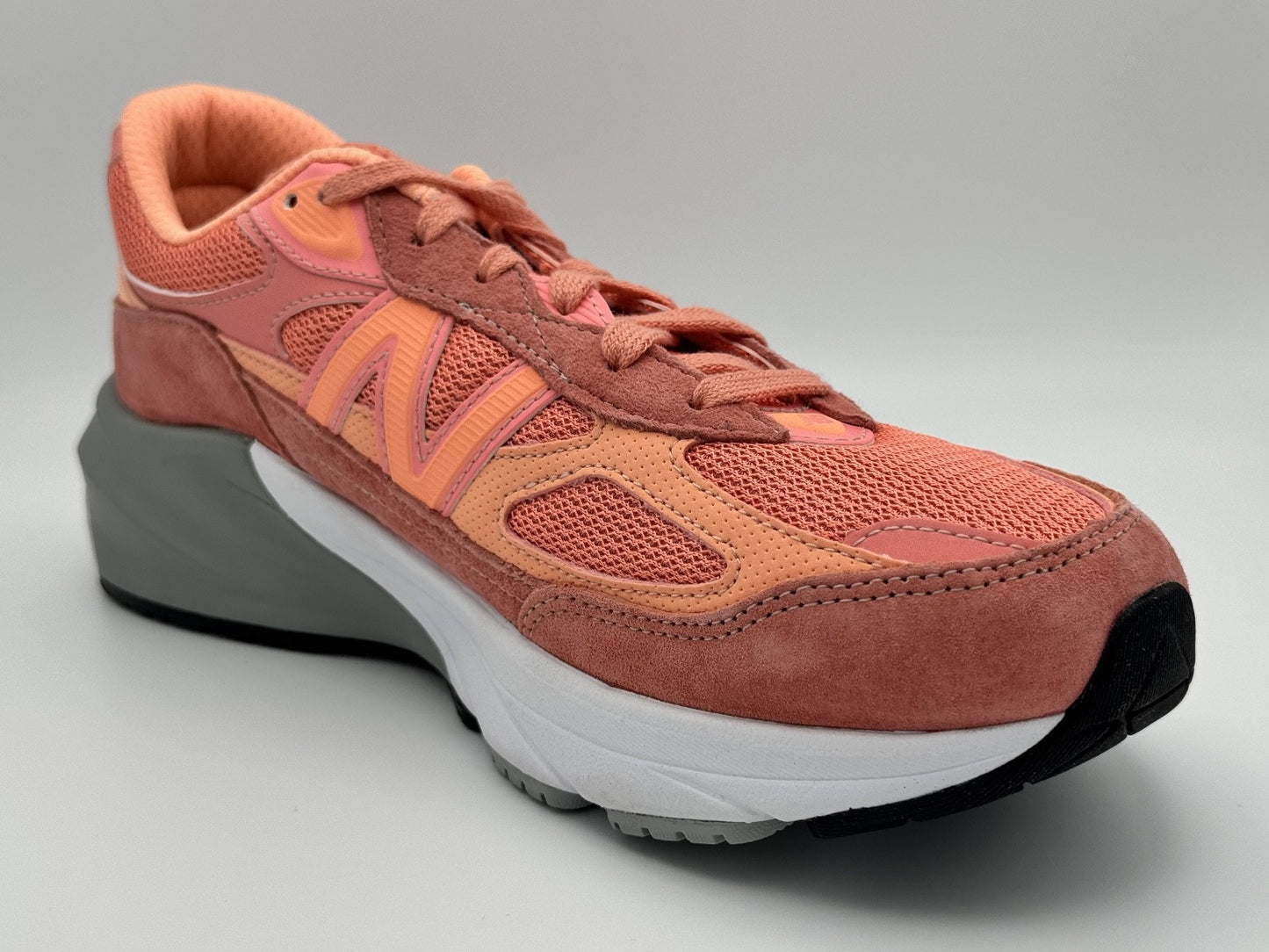 Size 7 - New Balance 990v6 Orange Purple