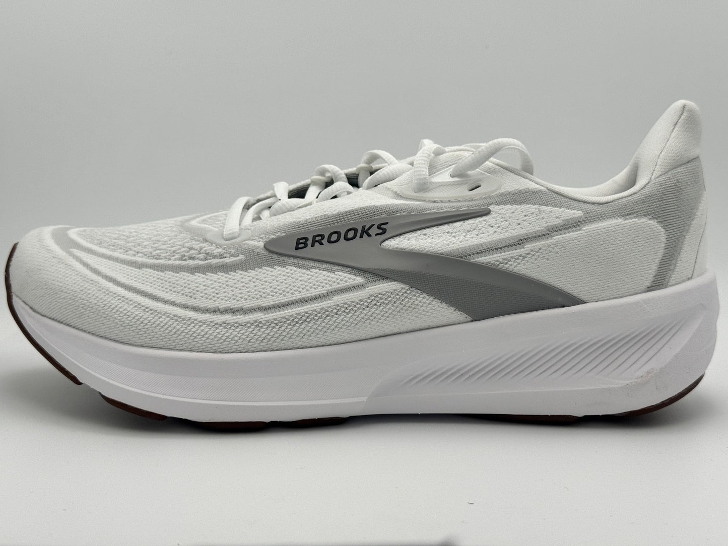 Size - 10.5W Brooks Revel 9 Run & Walk Women's Sneakers White/Grey/Black