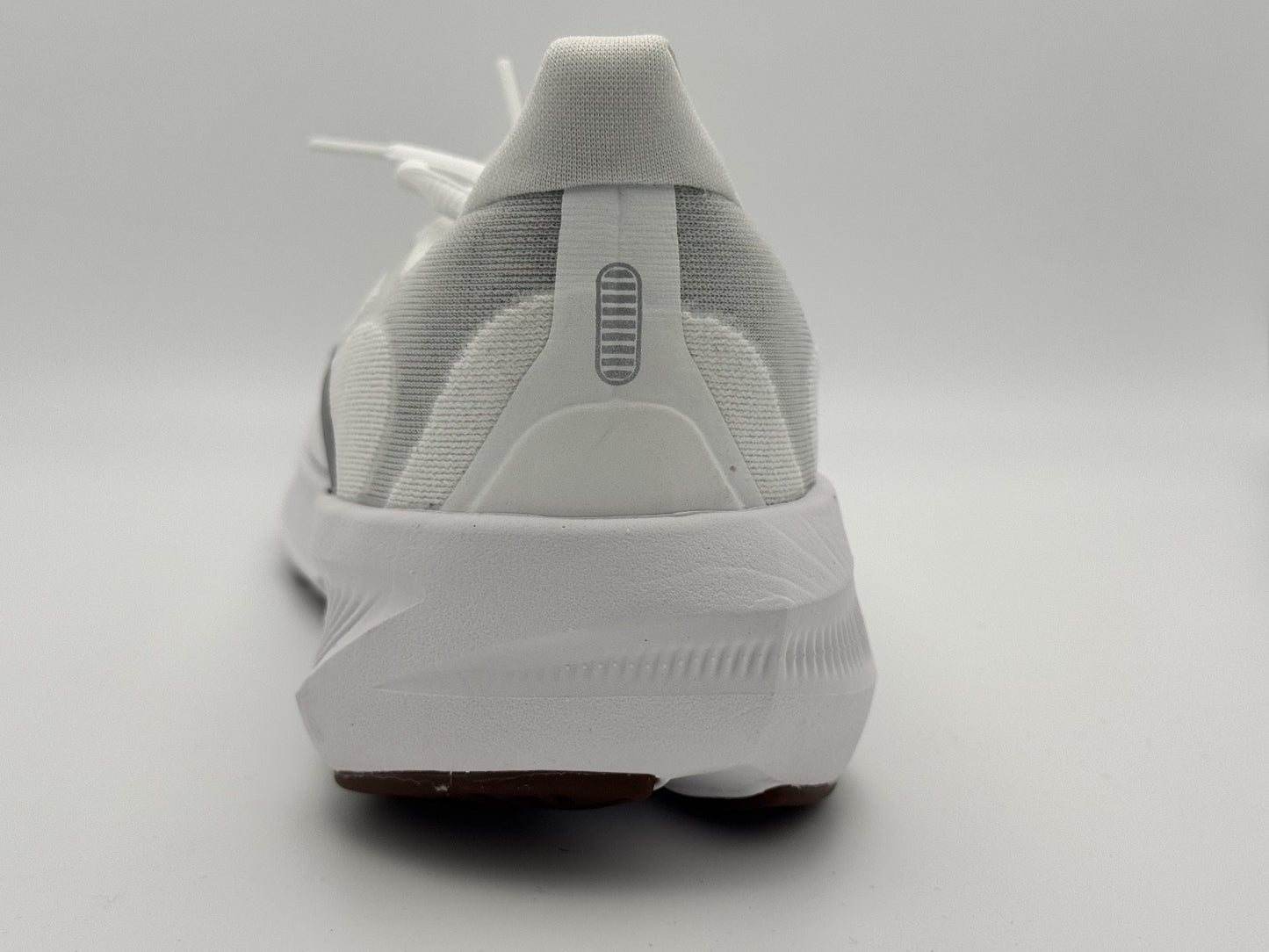 Size - 10.5W Brooks Revel 9 Run & Walk Women's Sneakers White/Grey/Black