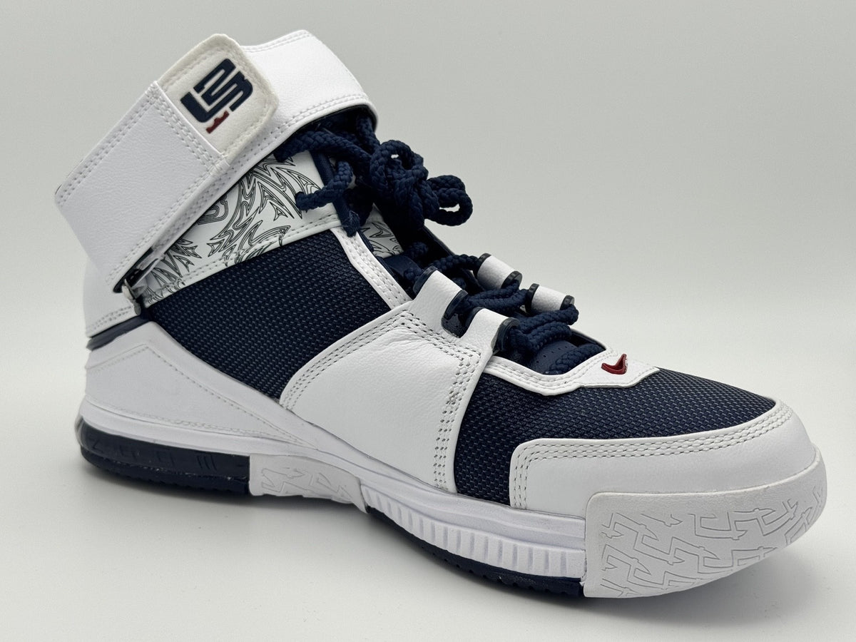Nike Zoom LeBron 2 Retro 2022 Men's Sneakers – USA White/Midnight Navy (Size 7)